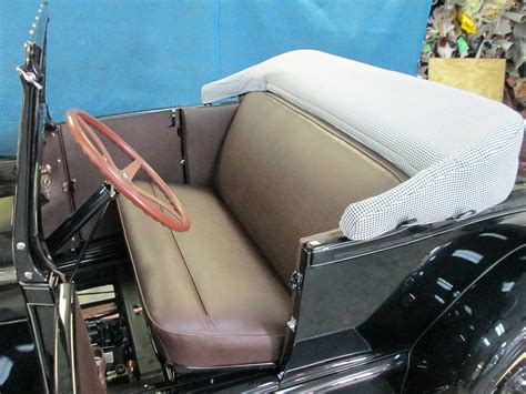 model a ford upholstery classique